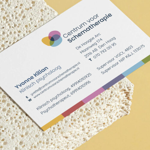 Branding Centrum voor Schematherapie, gekleurd visitekaartje | Ontwerpstudio Nanaa